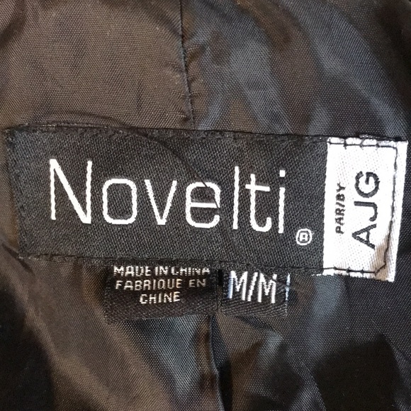 ⚡️Host Pick⚡️Black puffy winter jacket with hood - Picture 5 of 5